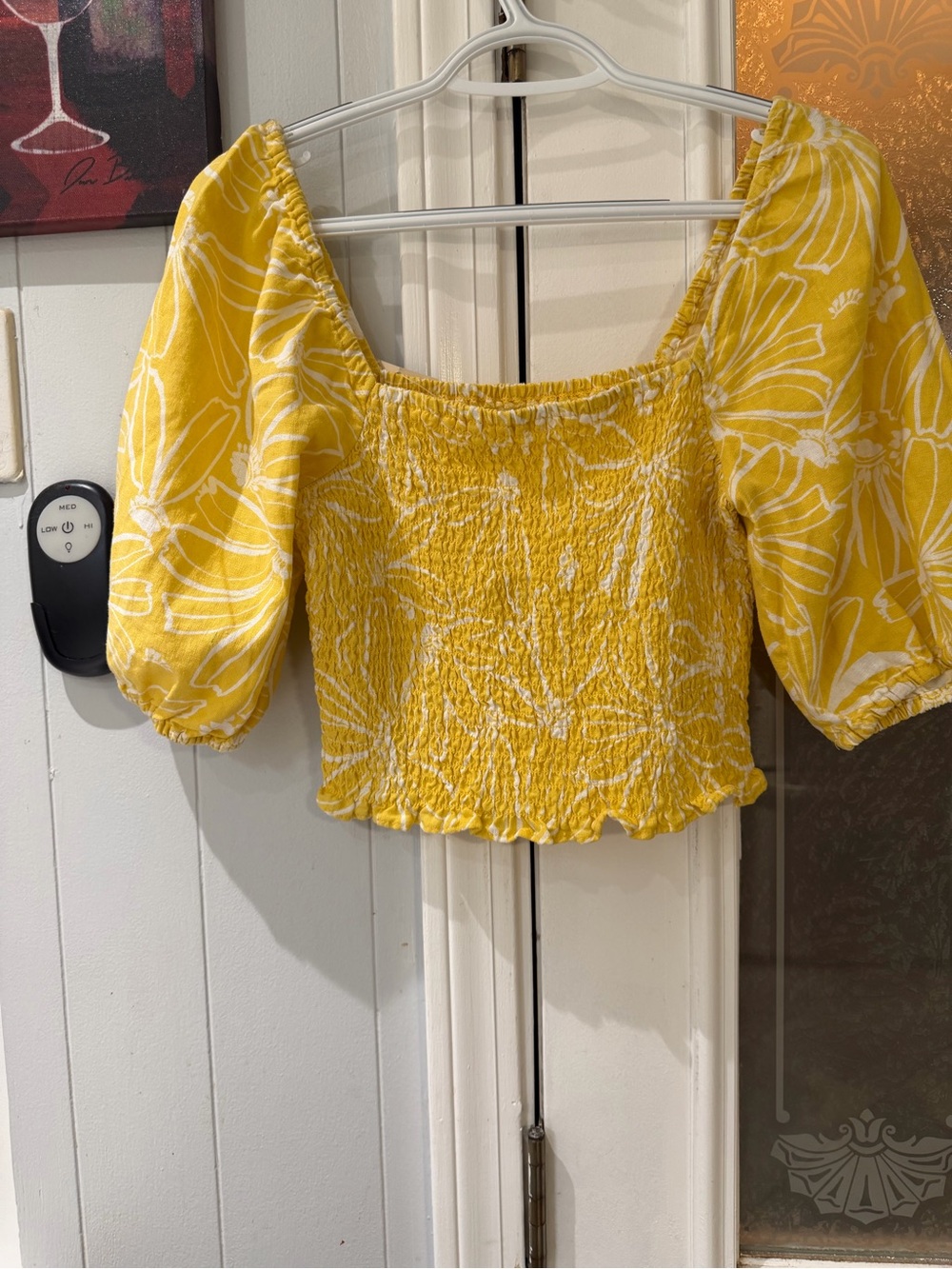 Universal Yellow Floral Smocked Puff-Sleeve Crop Top - Picture 2 of 5